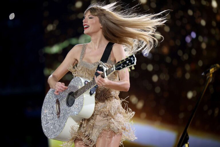 Cách mua vé concert Taylor Swift tại Toronto
