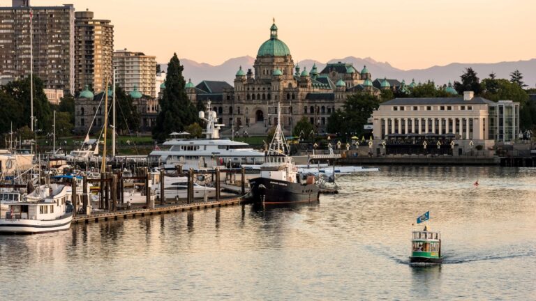 TOP 10 Friendliest Cities in the World: Canada has 2 cities ranked very high