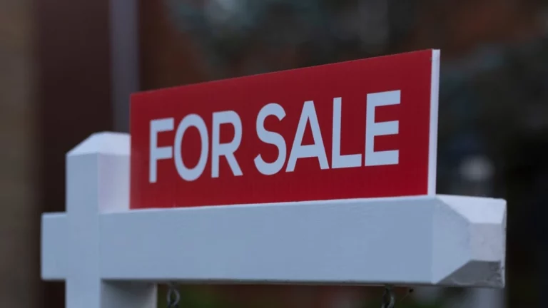 Canada’s housing market is ‘starting to shift.’ Are prices rising?