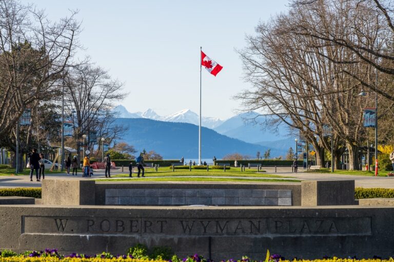 Những ngôi trường đại học đẹp nhất Canada