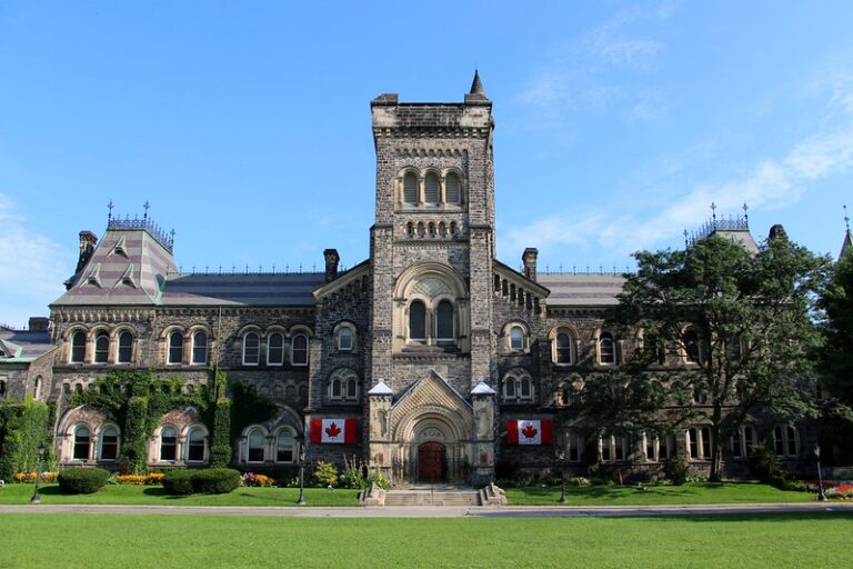 University of Toronto Tops Global Rankings for 2025, Leading in 46 Subjects Worldwide